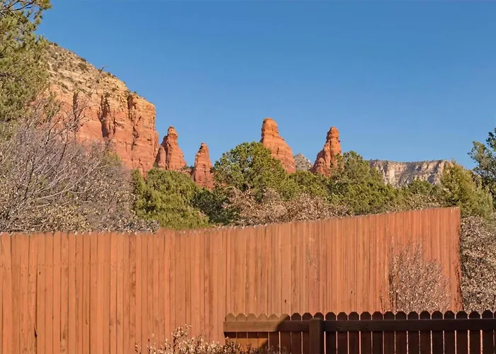 Wellness Casita With Hot Tub, Outdoor Sauna & Private Courtyard Guest house