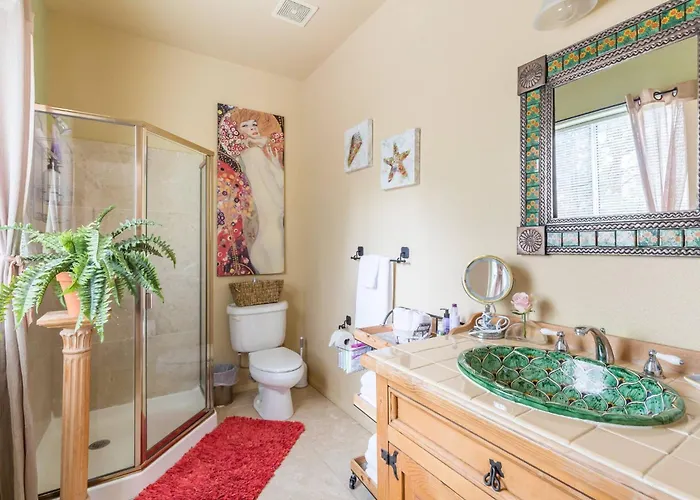 Guest house Wellness Casita With Hot Tub, Outdoor Sauna & Private Courtyard Sedona
