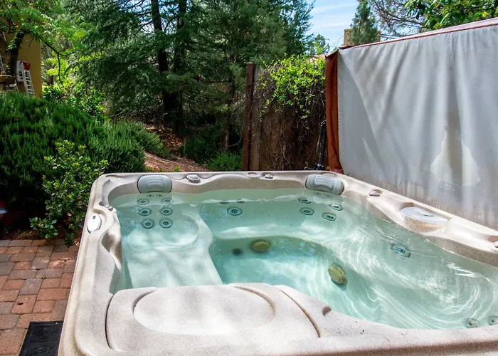 Wellness Casita With Hot Tub, Outdoor Sauna & Private Courtyard Sedona
